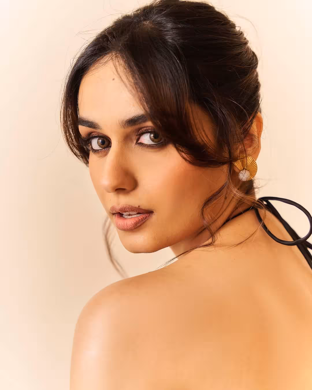 मानुषी छिल्लर के चमकते चेहरे का राज क्या है? एक्ट्रेस ने खुद बता दी स्किनकेयर रूटीन